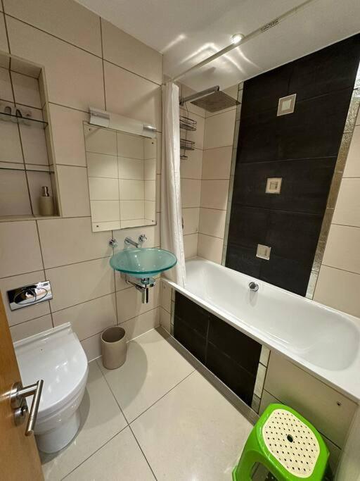 Two Br Flat 5 Mins Walk From London Eye G96 Apartment Екстериор снимка