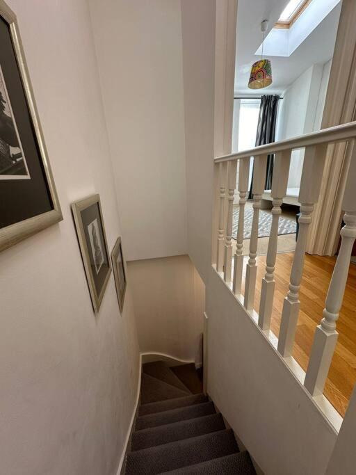 Two Br Flat 5 Mins Walk From London Eye G96 Apartment Екстериор снимка